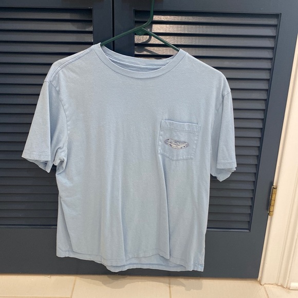 Vineyard Vines t-shirt. Adult Medium. - Picture 1 of 3